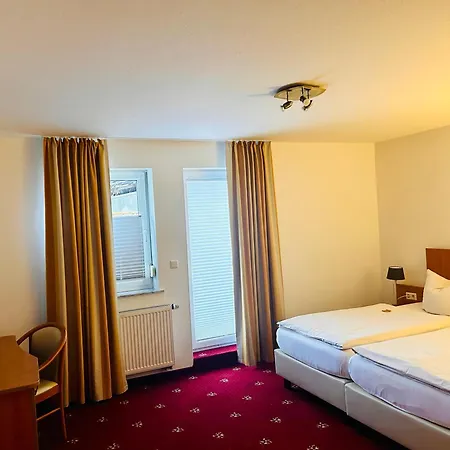 Tauwerk 3* ווילהלמסהאבן